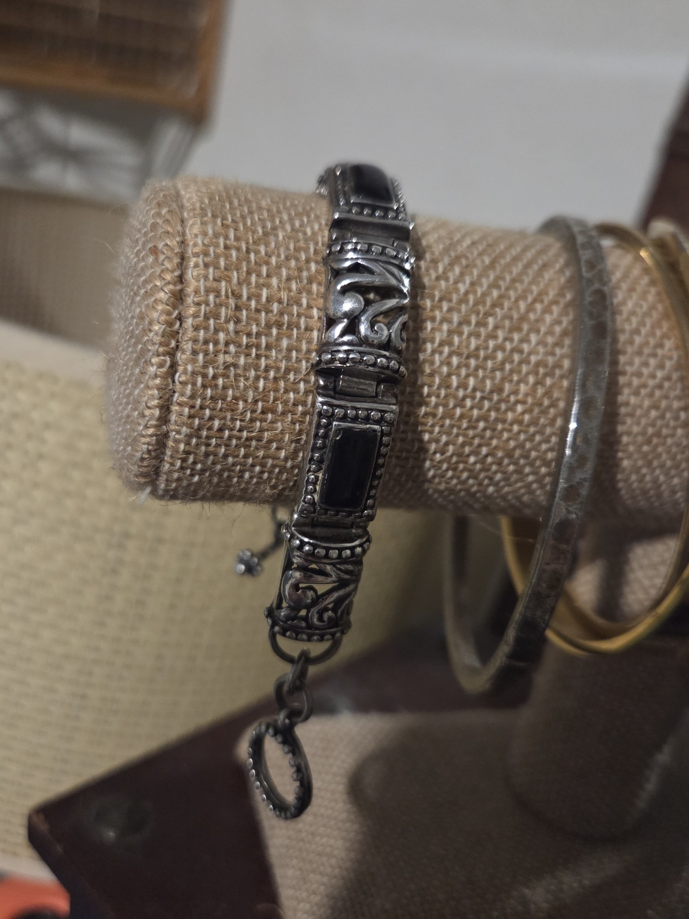 Vintage Mexico ATI .925 Sterling Silver Onyx Bracelet 7"